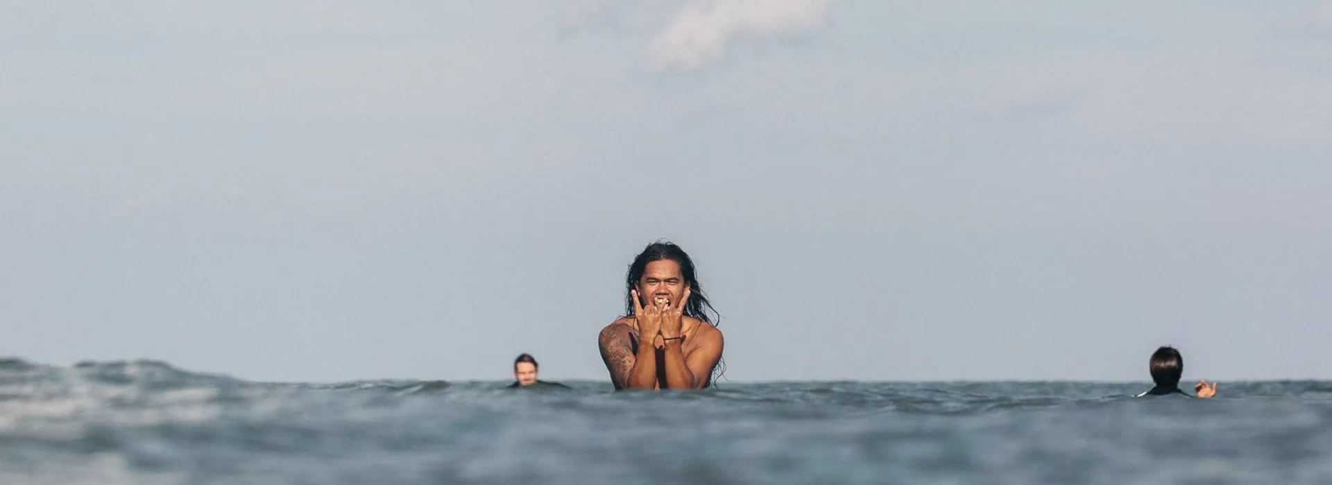 Kontaktiere uns von Montag bis Sonntag | Kima Surf Bali & Sri Lanka